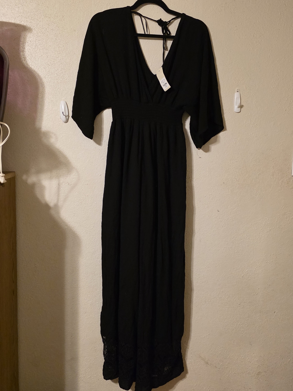 Francesca's Collections Black V-Neck Tie-Back Maxi Jumpsuit
